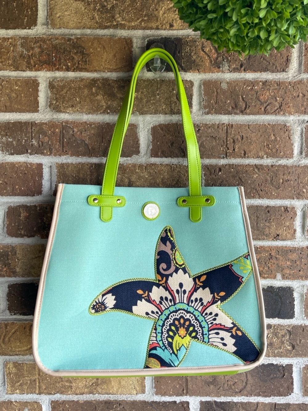 Amelia Beach Bag collection by Spartina 449 Aqua Floral Starfish Tote  Handles
